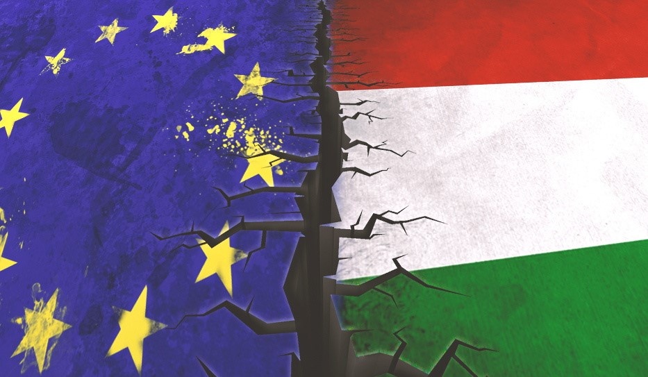 Ставки всё выше: Венгрия решает, с кем ей идти дальше — с ЕС или своим путём Ставки всё выше: Венгрия решает, с кем ей идти дальше — с ЕС или своим путём