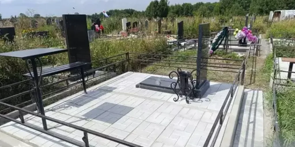 Сколько стоит памятник на могилу | Из чего складывается цена и от чего она зависит Сколько стоит памятник на могилу | Из чего складывается цена и от чего она зависит