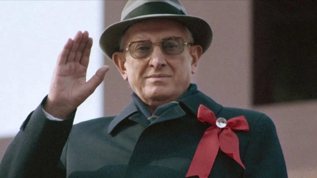 Планы Андропова: Последний проект модернизации &laquo;красной империи&raquo; &mdash; историк Евгений Спицын о нереализованных реформах