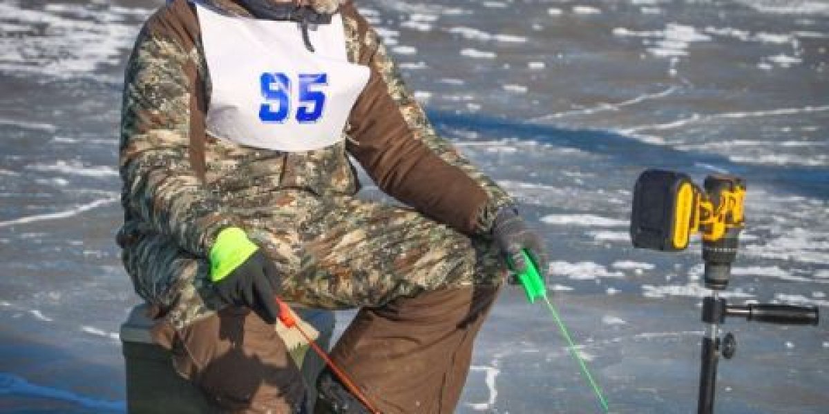 &laquo;Восточники&raquo; выяснили, кто лучший в подледном лове