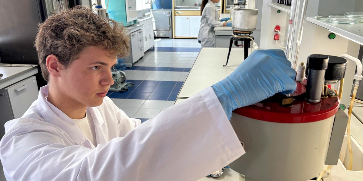 Будущее за молодыми: как в России формируют новый образ ученого