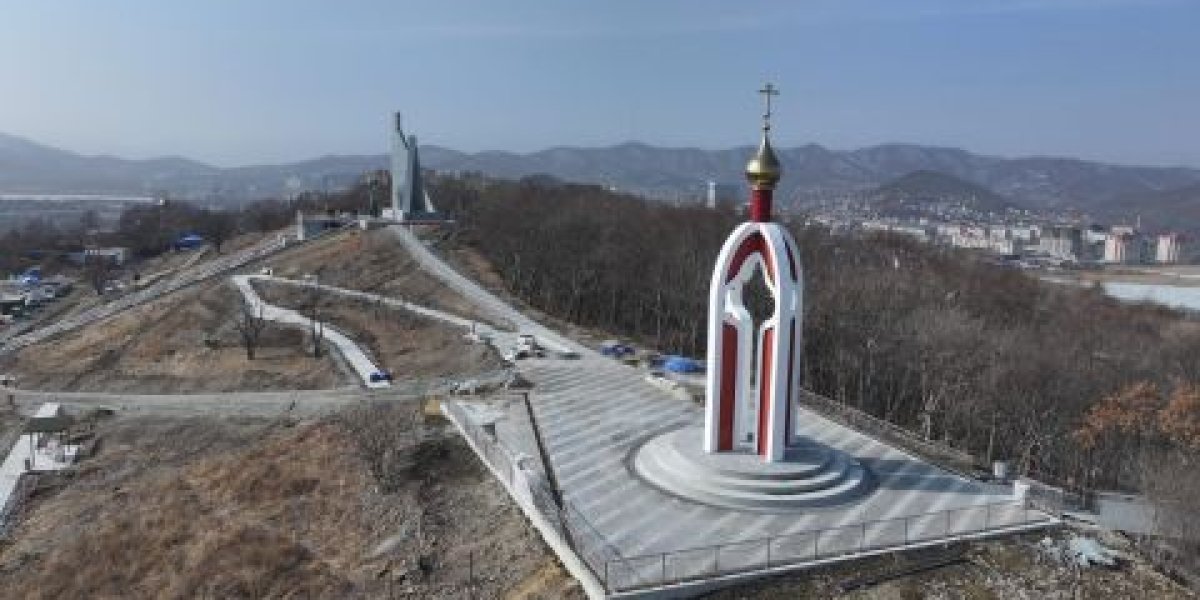 Реконструкция православной звонницы завершена в Находке Реконструкция православной звонницы завершена в Находке