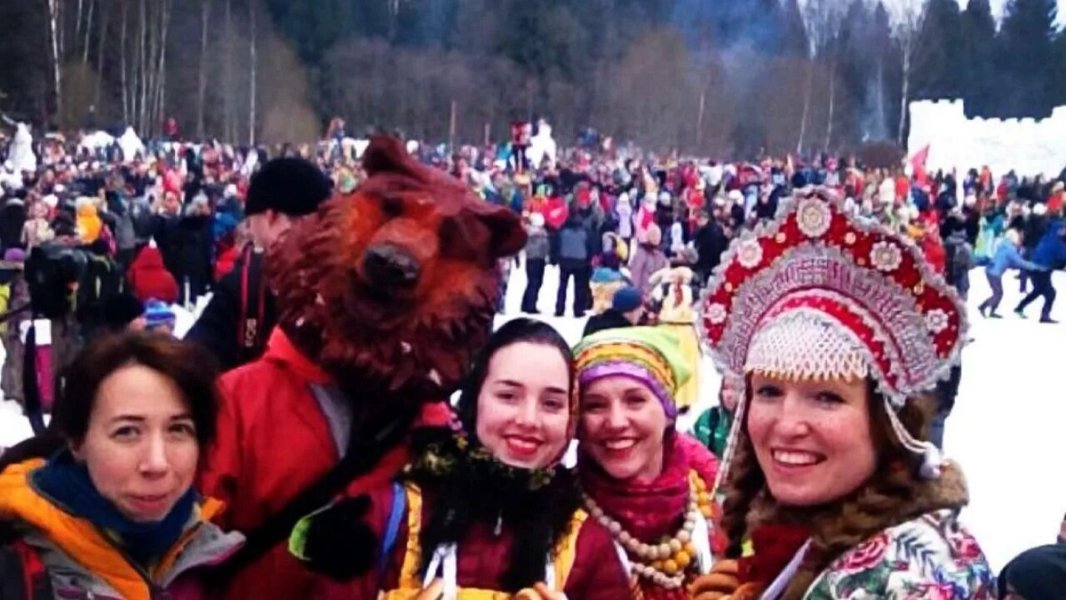 «Русским больше трех не собираться!» — когда казённый раж сильнее народной традиции: власти запретили Бакшевскую Масленицу «Русским больше трех не собираться!» — когда казённый раж сильнее народной традиции: власти запретили Бакшевскую Масленицу