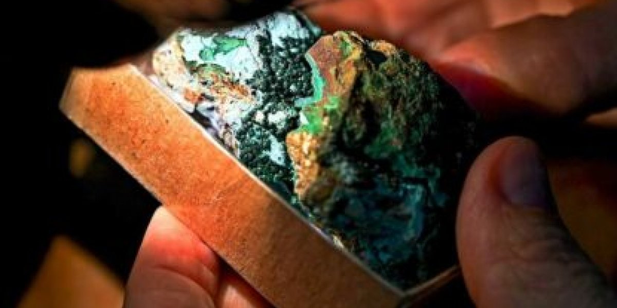 Почему Америка возобновила покупку металлов у Москвы