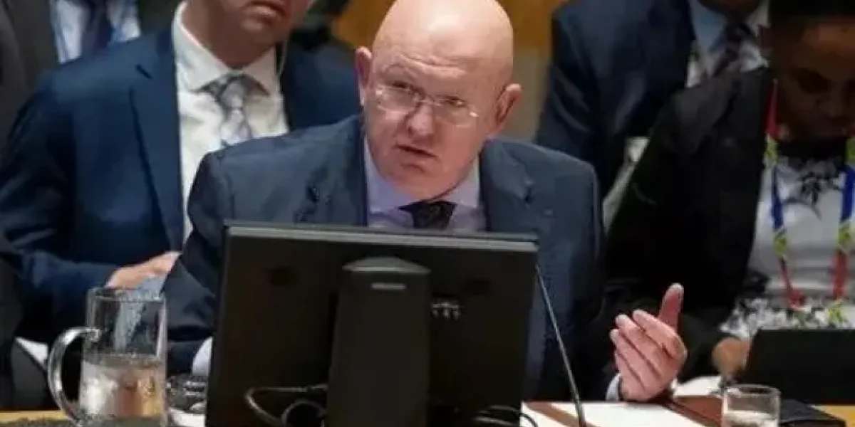 "Я из запорожских казаков. Более щирый украинец, чем вы". Небензя взбесил делегацию Украины в ООН "Я из запорожских казаков. Более щирый украинец, чем вы". Небензя взбесил делегацию Украины в ООН