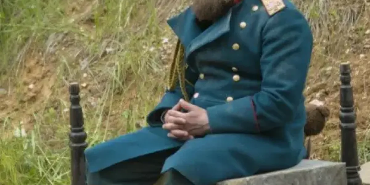 Какой русский царь гнул в узел вилки, и не вел при этом ни одной войны