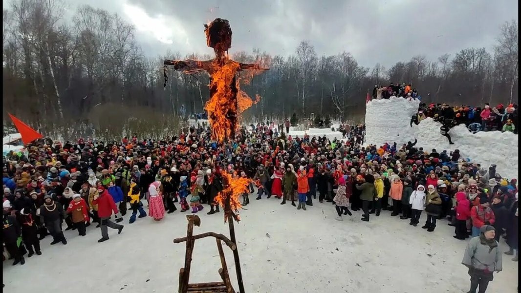 «Русским больше трех не собираться!» — когда казённый раж сильнее народной традиции: власти запретили Бакшевскую Масленицу «Русским больше трех не собираться!» — когда казённый раж сильнее народной традиции: власти запретили Бакшевскую Масленицу