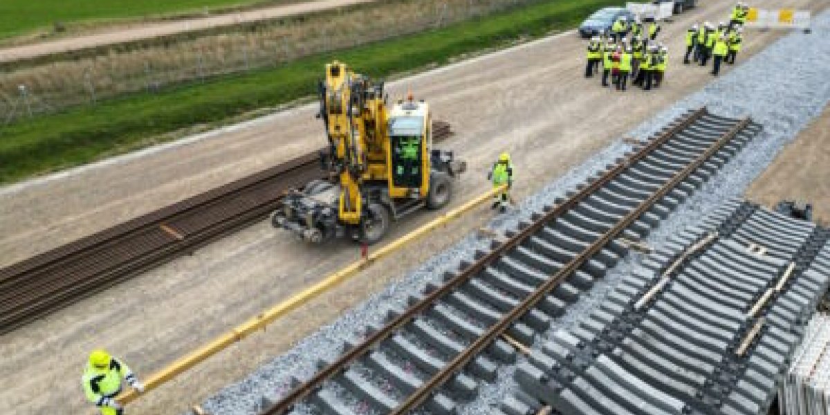 В Прибалтике ищут виновных за строительство «дороги в никуда»