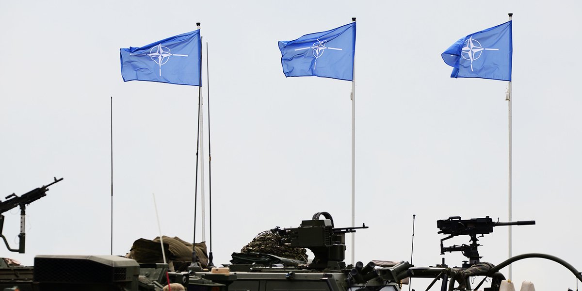 Терпят неудачи: в Германии высмеяли действия НАТО на границах России