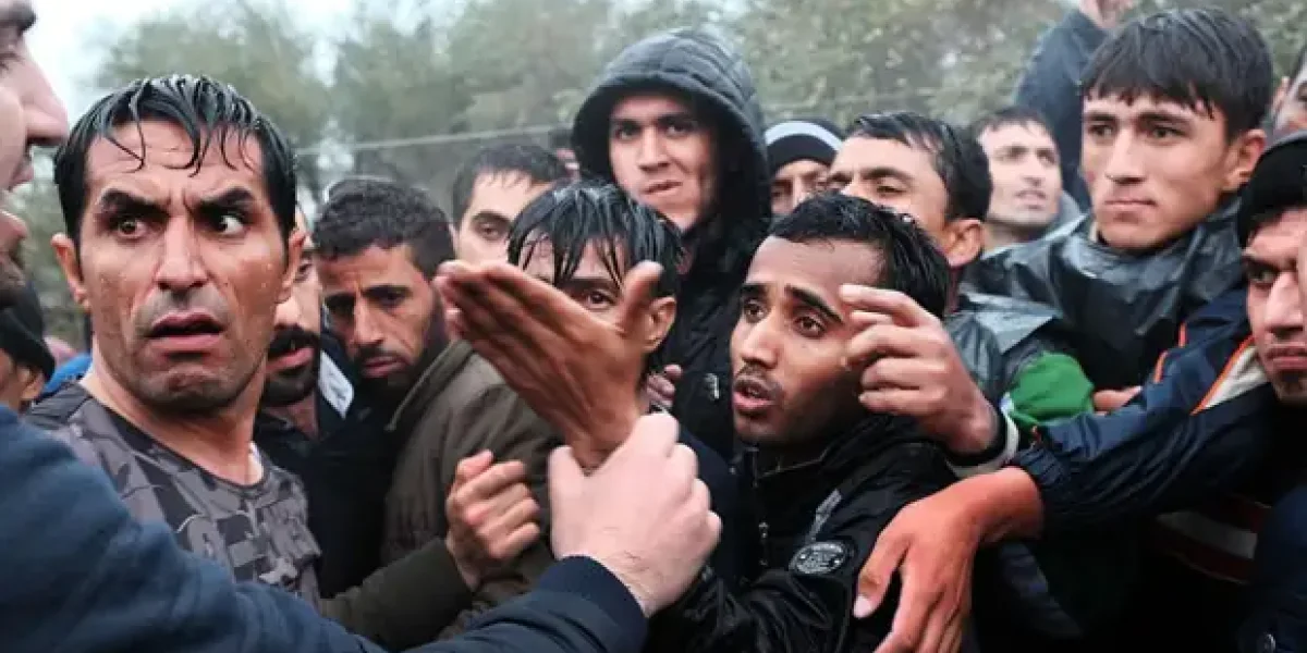 "Мигрантам подарки отменить!" Чего еще лишились приезжие после введения новых законов