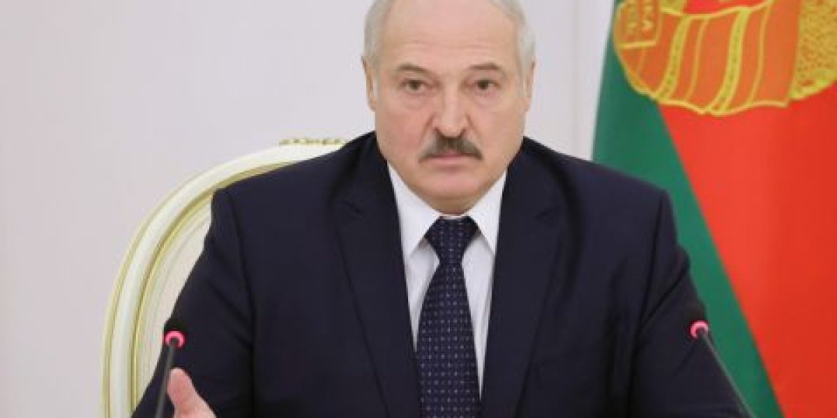 Зеленский наложил на Лукашенко санкции Зеленский наложил на Лукашенко санкции