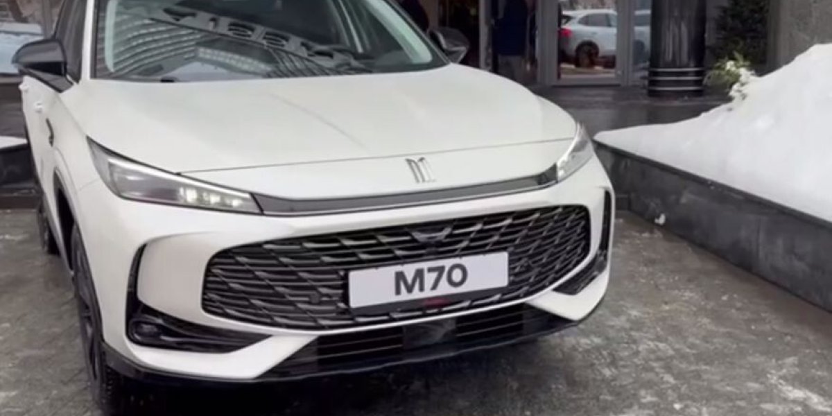 На ForAuto&ndash;2026 представили новые кроссоверы &laquo;Москвича&raquo; M70 и M90: цены и характеристики