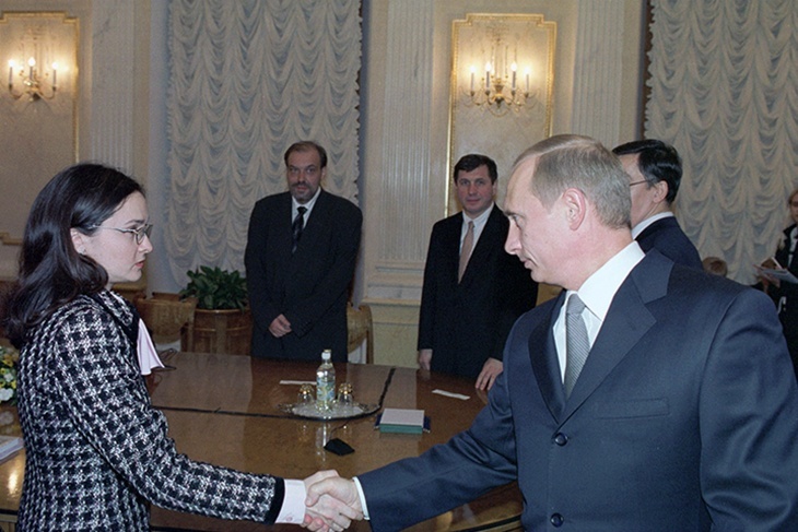 НАМ ПИШУТ: Мир уже избавился от шарлатанства монетаризма. Последние фанатили остались только в России — в Центробанке НАМ ПИШУТ: Мир уже избавился от шарлатанства монетаризма. Последние фанатили остались только в России — в Центробанке