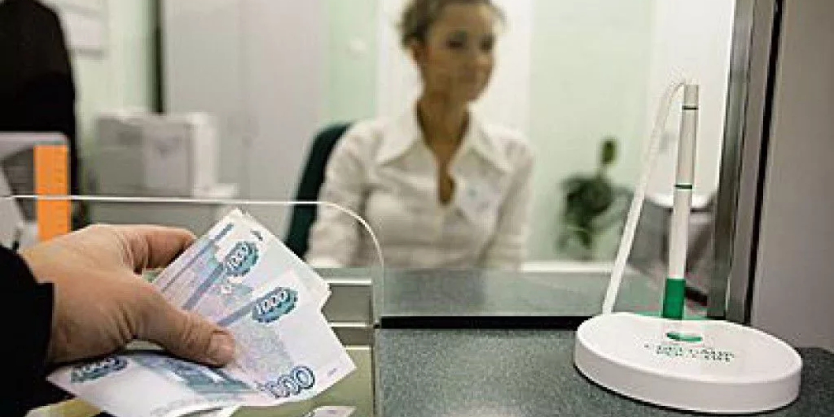 В России хотят ввести лимиты на выдачу наличных в кассах банков В России хотят ввести лимиты на выдачу наличных в кассах банков