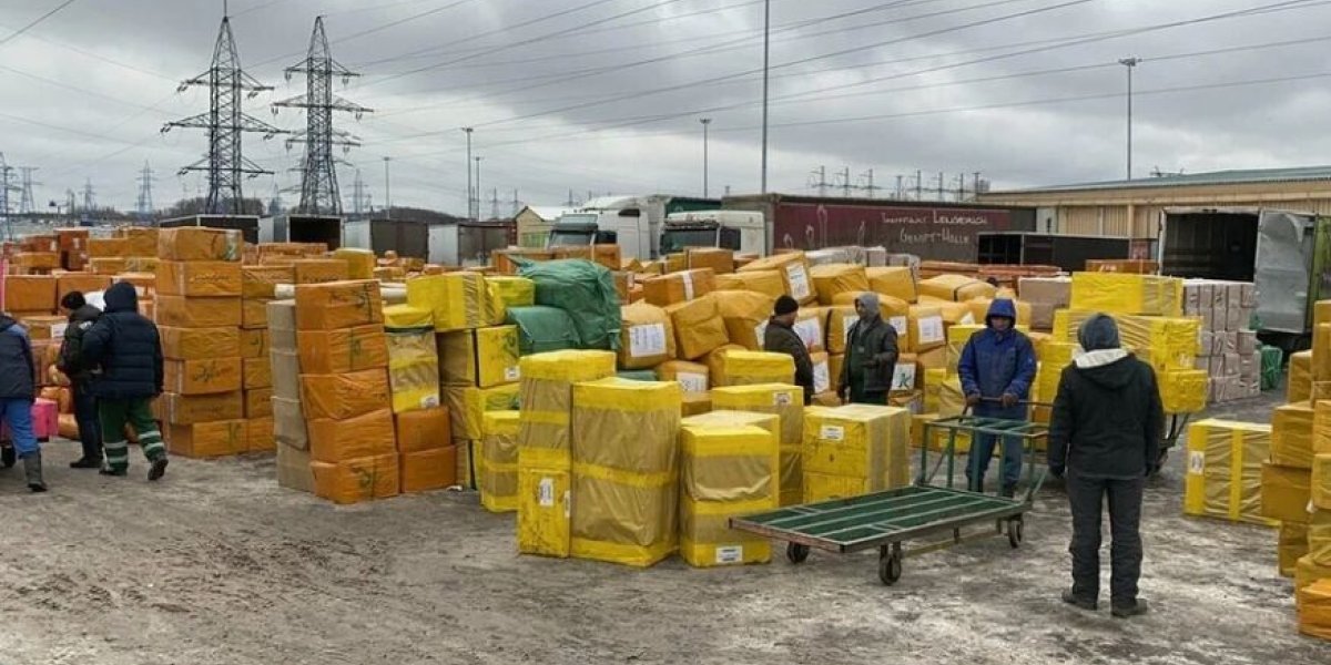 Почему ваши посылки из Китая теперь едут месяцами? Эксперты рассказали о логистике и перспективе