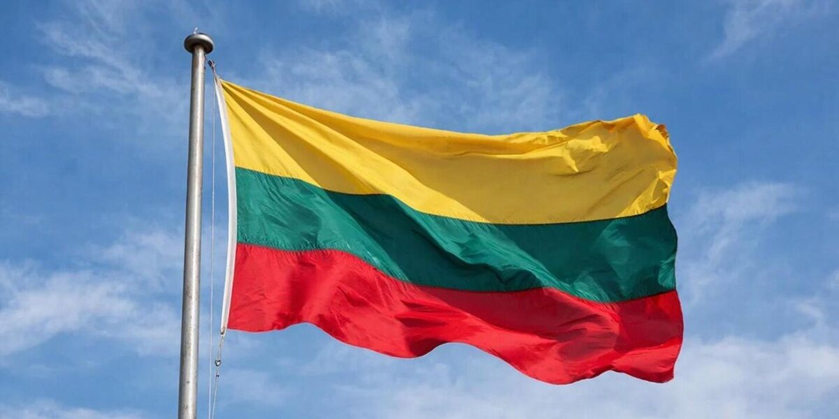 «Хватит царапаться в двери Кремля»: президент Литвы обрушился с критикой на лидеров ЕС