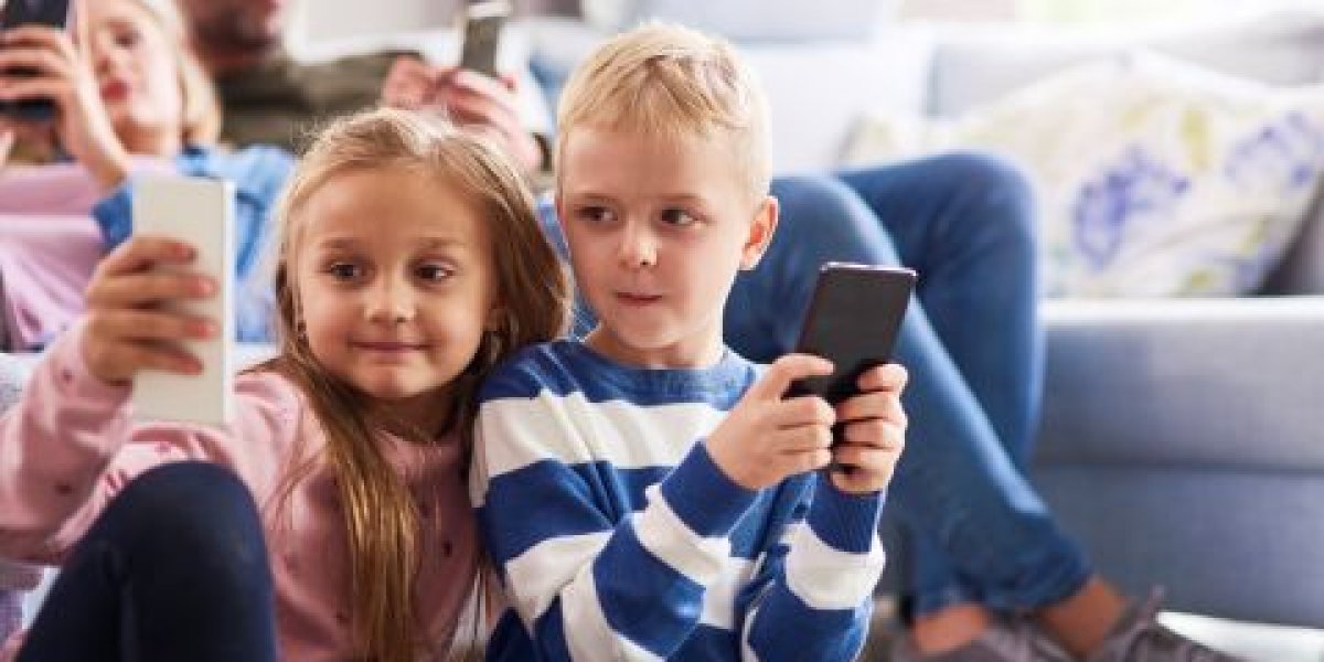 Членов семьи будут предупреждать о звонках мошенников