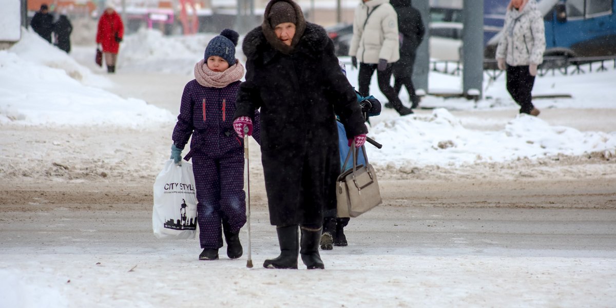 Выплаты неработающим пенсионерам выросли на тысячи рублей