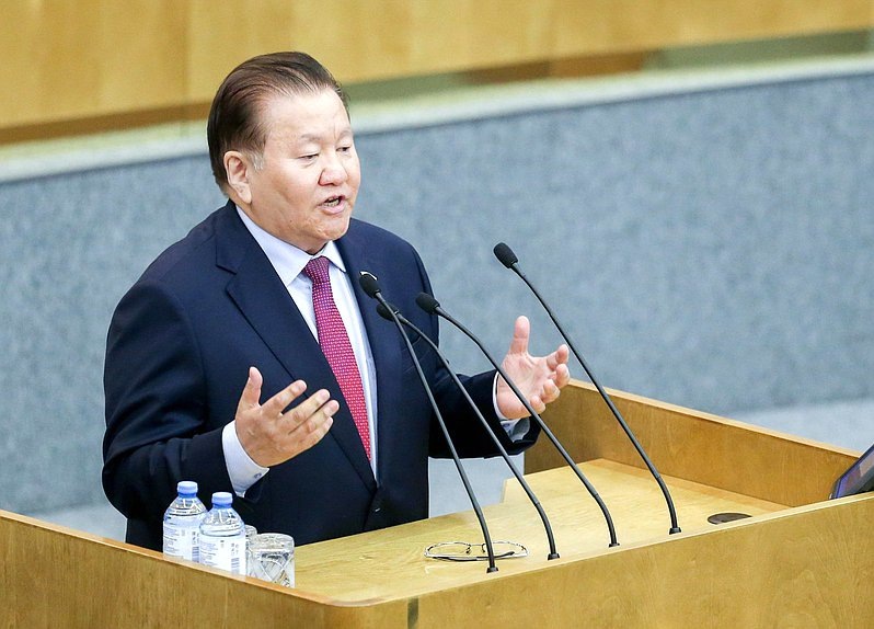 &laquo;Только нагнетаем народное недовольство&raquo; &mdash; депутат Госдумы от Якутии потребовал перестать блокировать мессенджеры