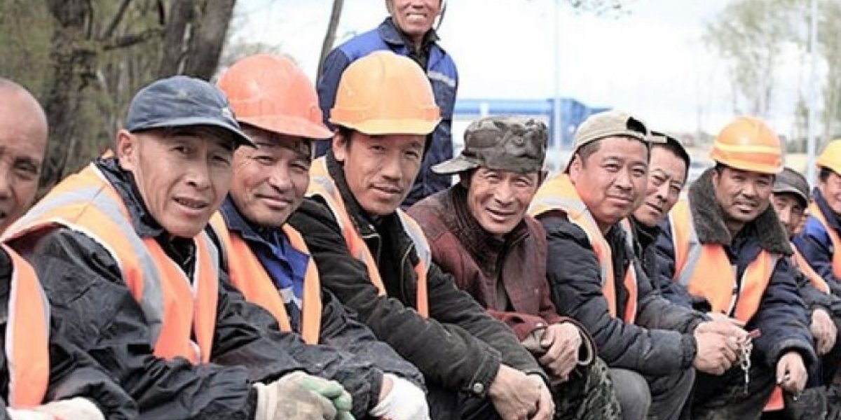 «Теракт был... Ну грустно. И что?»: главный лоббист мигрантов лезет из кожи вон, чтобы упростить въезд гастарбайтеров в Россию