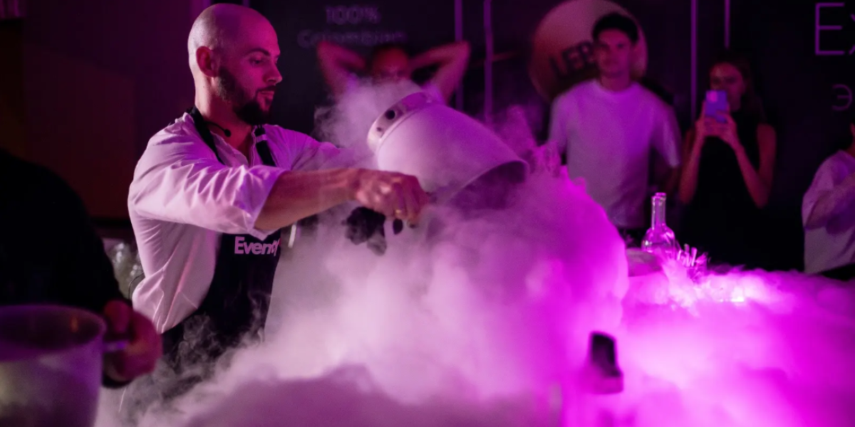 Корпоратив на 8 марта: как превратить праздник в запоминающееся событие