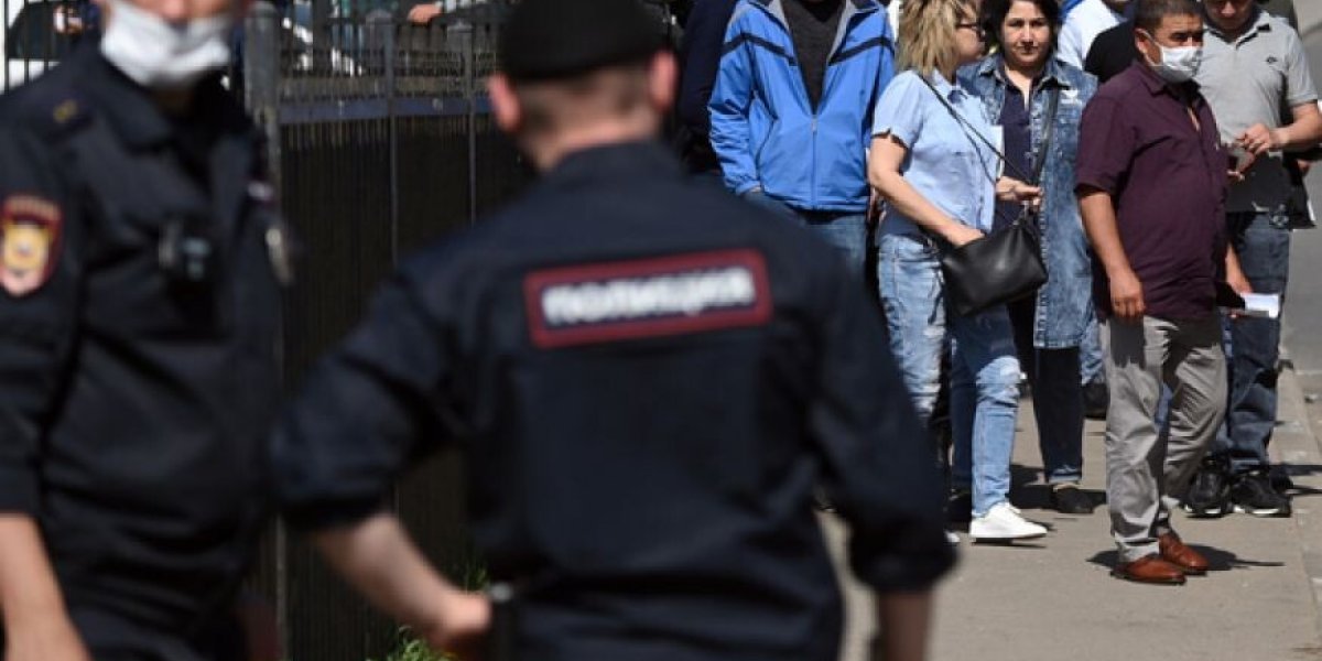 Массовая драка с участием 20 мигрантов произошла в московском ТЦ «Щука»