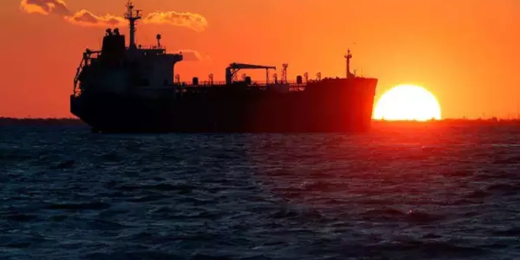 КСИР задержал иностранные танкеры: более миллиона литров нелегального топлива конфисковано