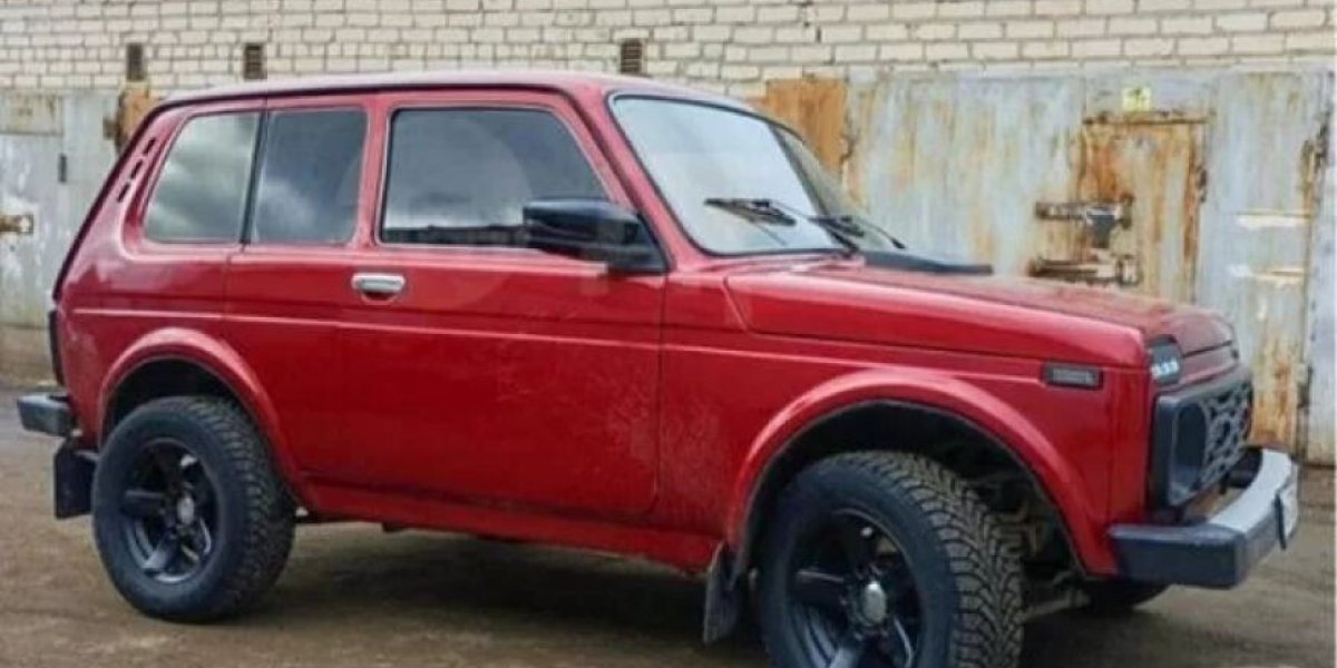 Бронированная Lada Niva &laquo;Лаура&raquo; 2003 года выставлена на продажу