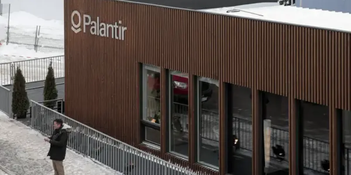 ИИ Palantir просчитал, как добить Москву. Биологическое оружие. У нас есть год