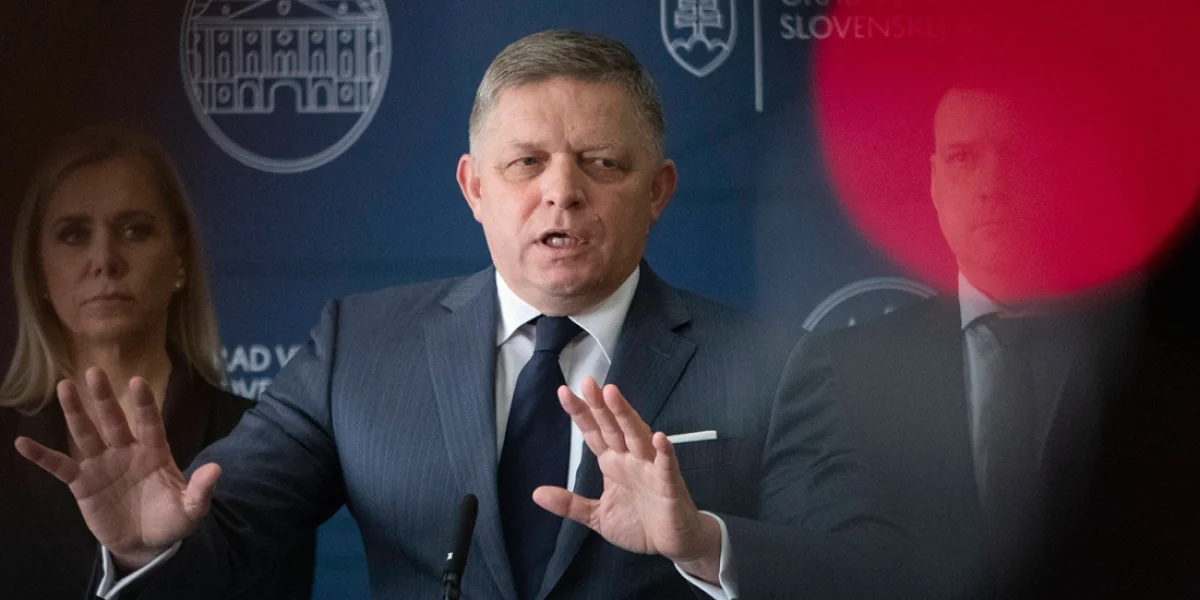 «Шантаж карлика»: Фицо жестко осадил Зеленского за попытку давить на Словакию