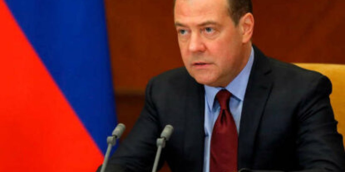 Медведев пояснил, почему РФ не разглашает результаты переговоров с Киевом Медведев пояснил, почему РФ не разглашает результаты переговоров с Киевом