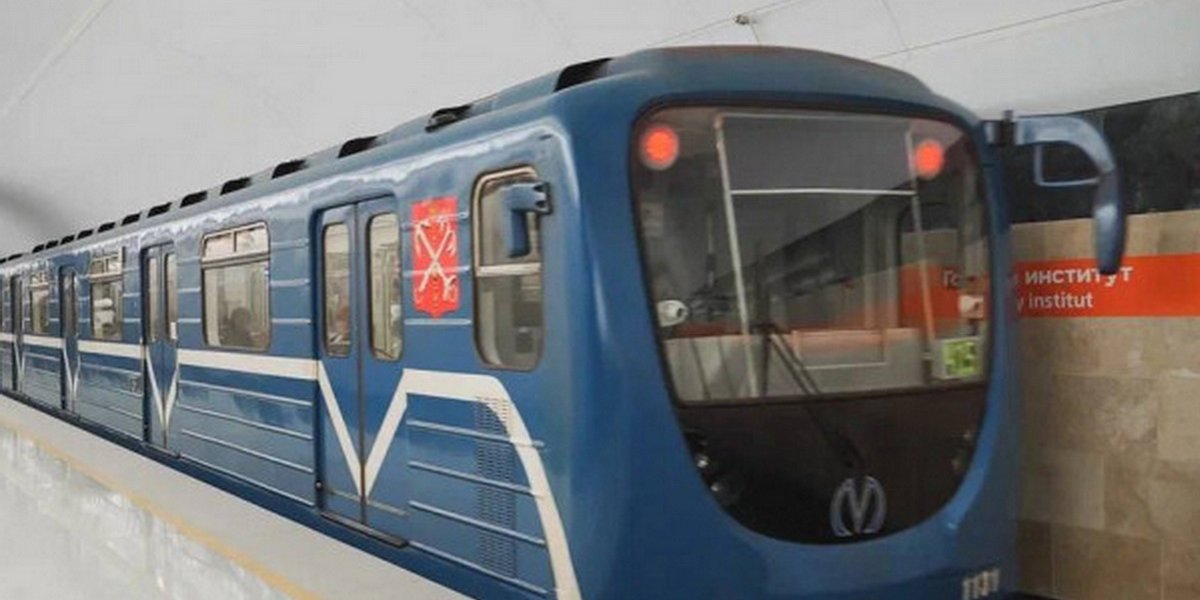 В Петербурге мужчину не пустили в метро из-за отключенного ноутбука В Петербурге мужчину не пустили в метро из-за отключенного ноутбука