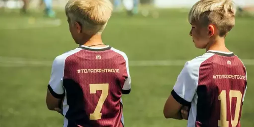 Анатолий Тарасенко рассказывает о футбольной академии «Краснодара» Анатолий Тарасенко рассказывает о футбольной академии «Краснодара»