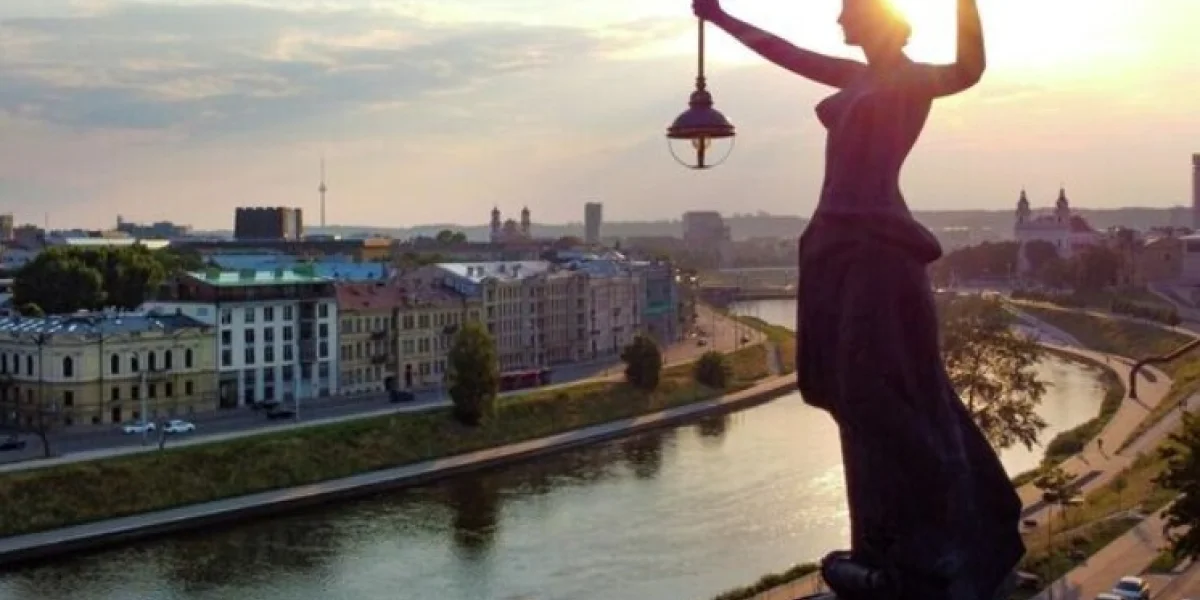 «Европейский бордель» у ворот России: как Литва променяла промышленность на русофобию и не нашла счастья