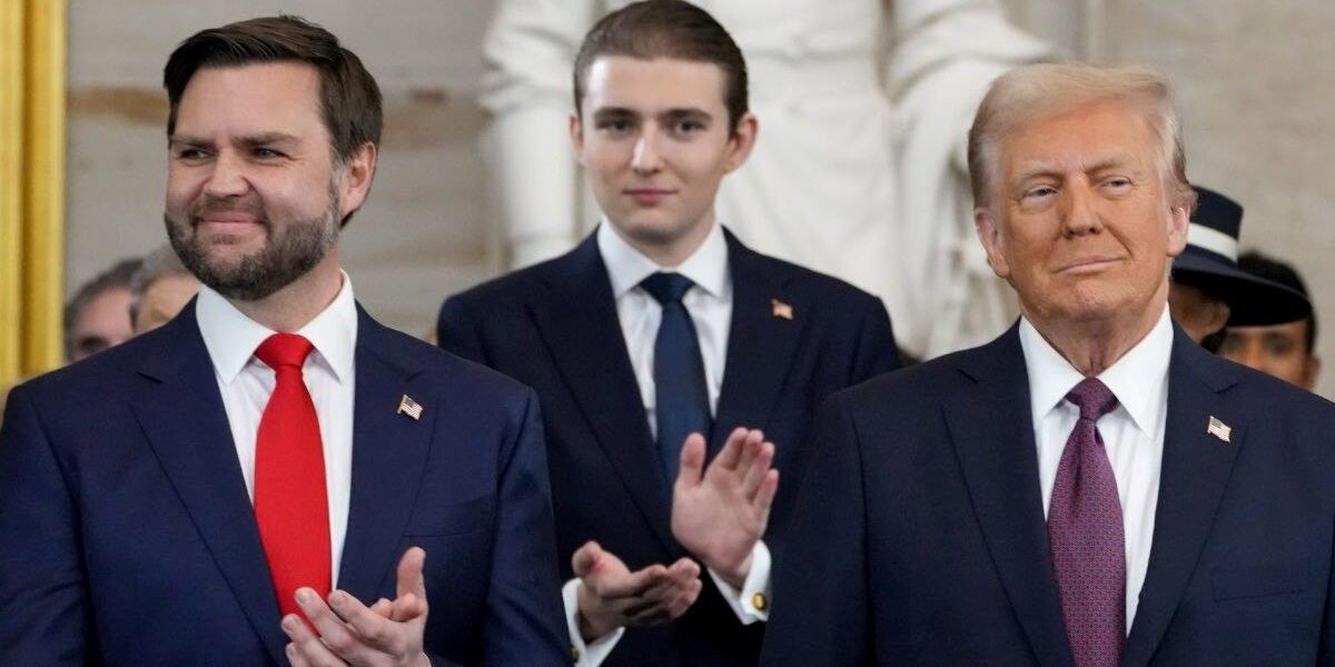 Политолог Журавлев: выход Трампа из мирного процесса закончит переговоры