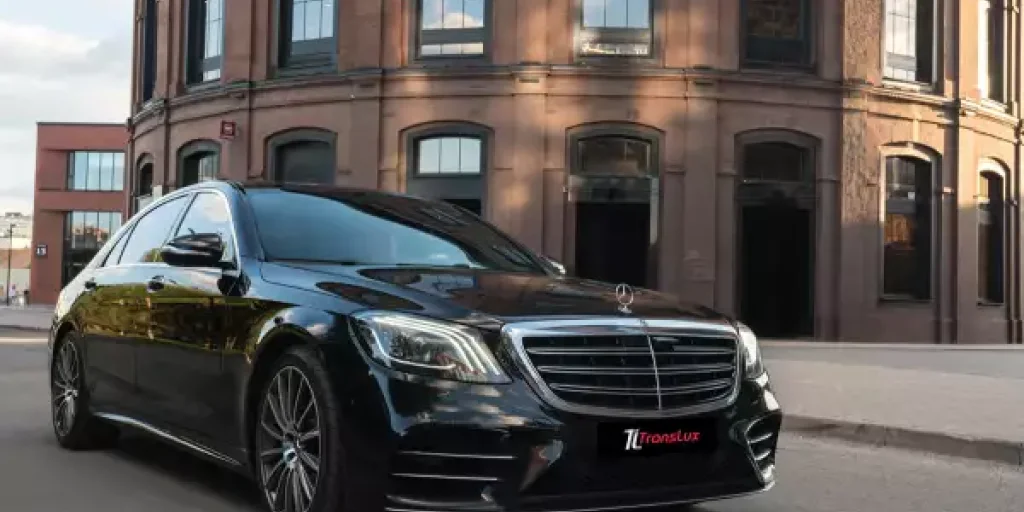 Аренда автомобиля с водителем в Москве: преимущества, выбор и практические советы