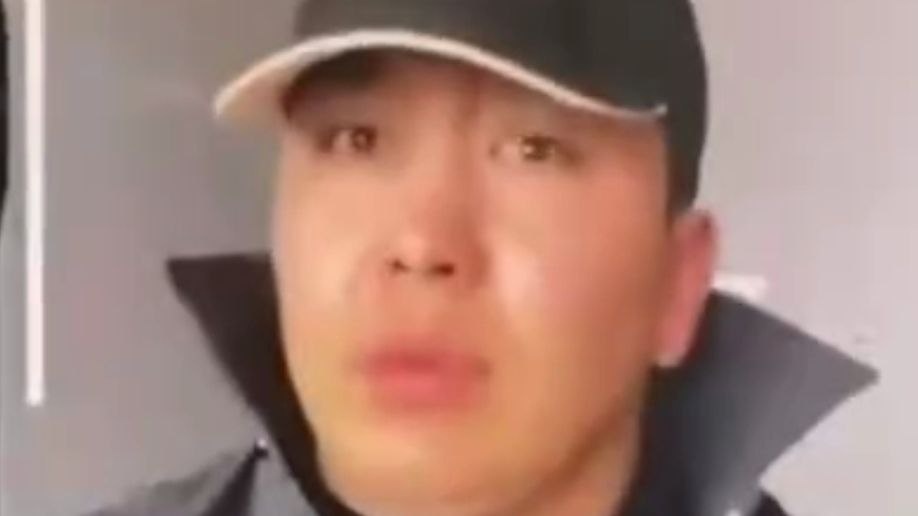 В Киргизии русофоб из "КГБ" просил его сильно не бить: Спецназ на просьбу не откликнулся. Русские сделали выводы?