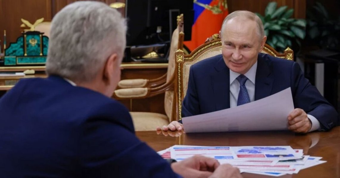 Россияне после отчета Собянина просят сообщить, на какой планете находится Москва, и правда ли что, это и есть Божественный рай?