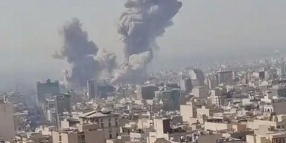 США и Израиль атакуют Иран,Тегеран в огне: почему Россия может оказаться под ударом? США и Израиль атакуют Иран,Тегеран в огне: почему Россия может оказаться под ударом?