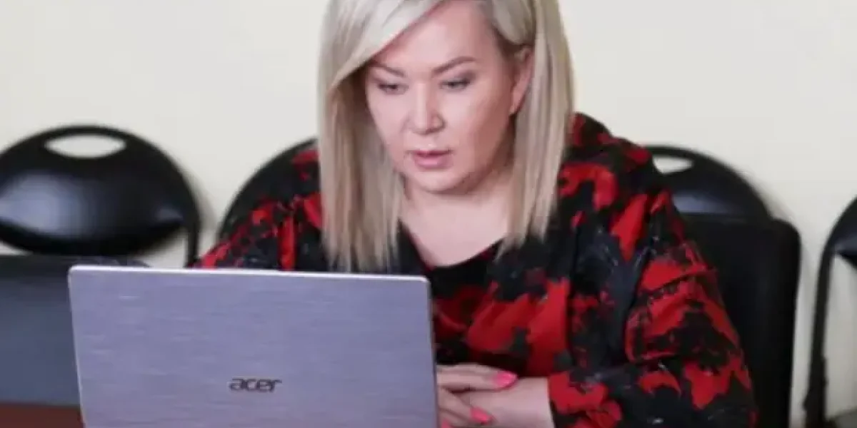 "Эти местные курицы сделают так, как им скажут". Разговор высших чиновников Ивановской области попал в Сеть