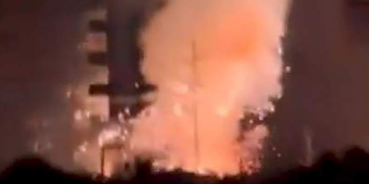 Удар иранского дрона по башне в Дубае попал на видео (ВИДЕО)