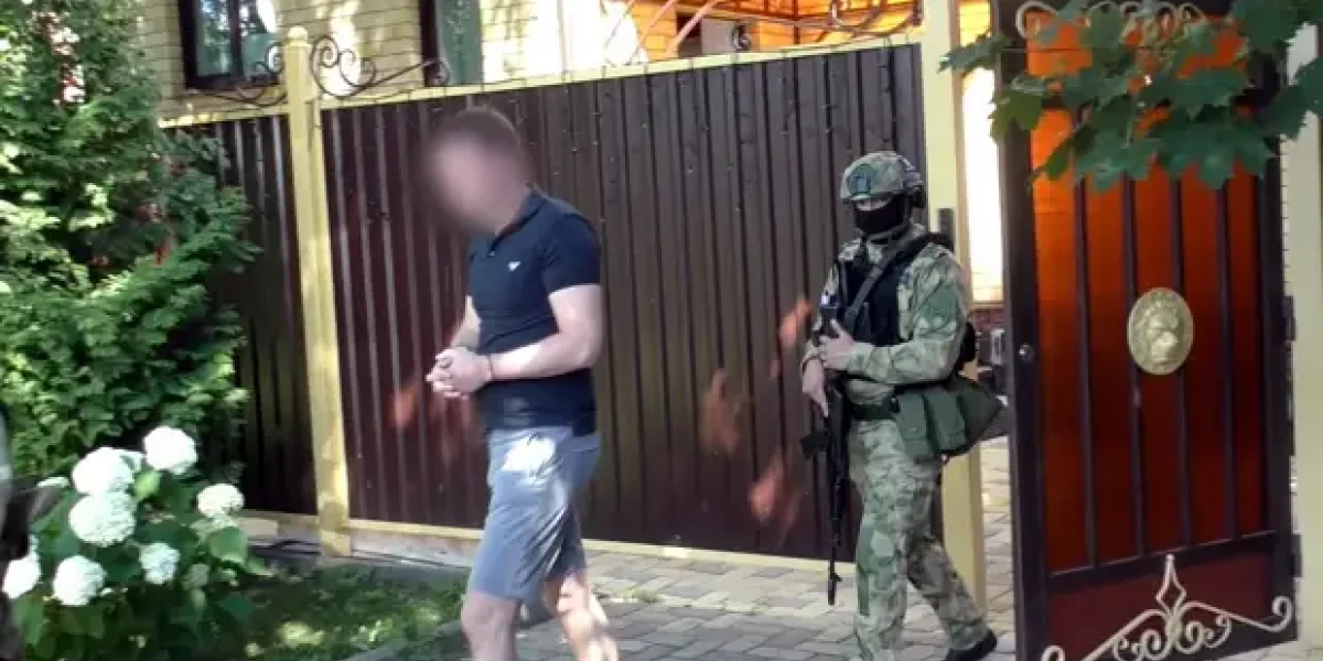 "Эти местные курицы сделают так, как им скажут". Разговор высших чиновников Ивановской области попал в Сеть