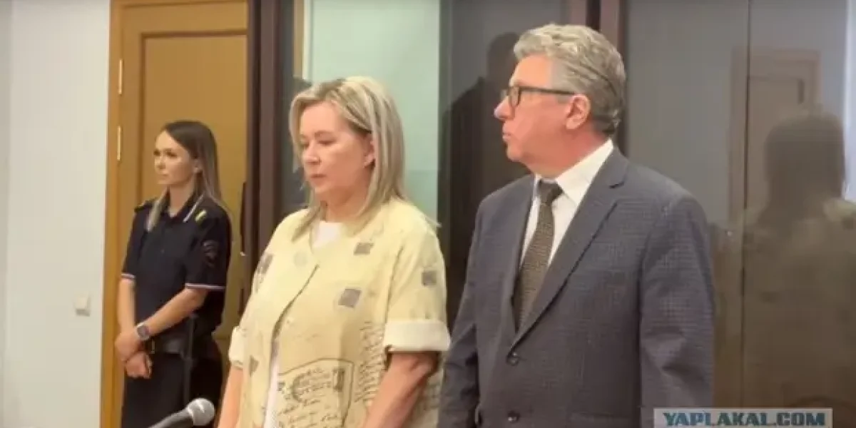 "Эти местные курицы сделают так, как им скажут". Разговор высших чиновников Ивановской области попал в Сеть