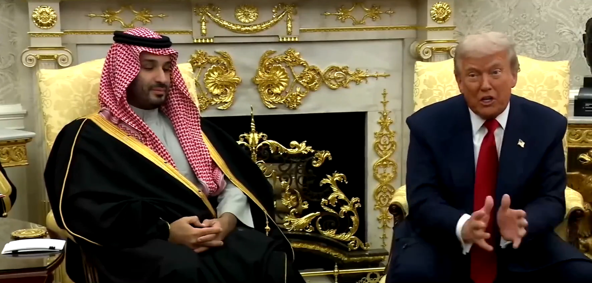 "Конец Трампа": Саудиты уходят к Путину и закупают баллистические ракеты у Китая?