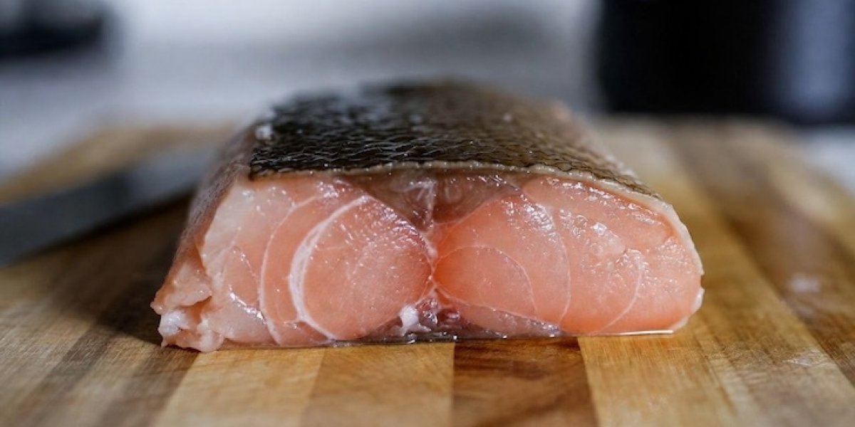 Красная рыба покидает рацион россиян &mdash; что происходит с ценами и кто виноват