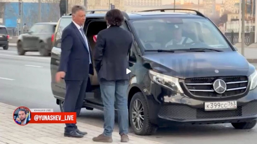 Правительство и руководство АвтоВАЗа добивали российский авторпом вместе. Расхлебывать будут простые граждане Правительство и руководство АвтоВАЗа добивали российский авторпом вместе. Расхлебывать будут простые граждане