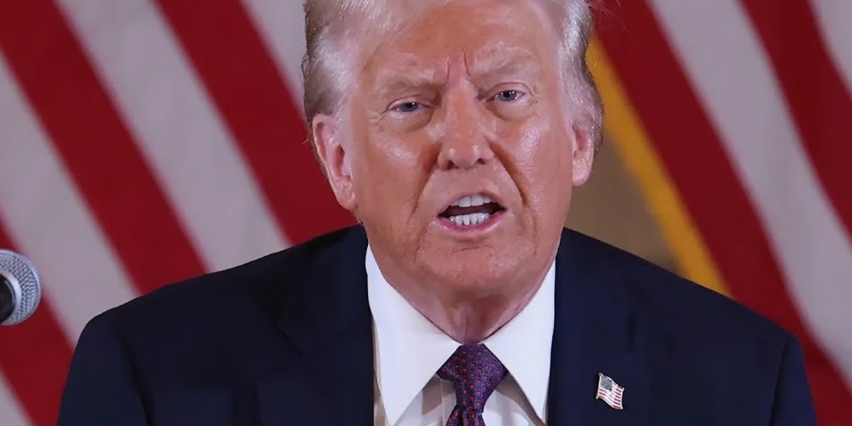 Трамп показал обложку Time с самым &laquo;мерзким человеком года&raquo; (ФОТО)