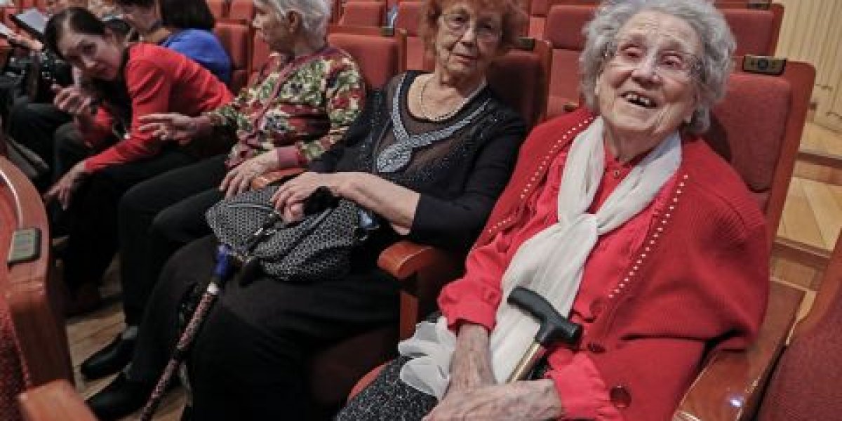 Массовую помощь оказывает бизнес Владивостока ветеранам ВОВ