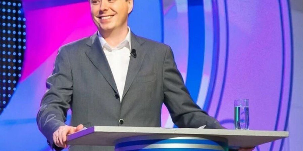 Сын телеведущего Маслякова заработал на КВН почти 1 млрд за год Сын телеведущего Маслякова заработал на КВН почти 1 млрд за год