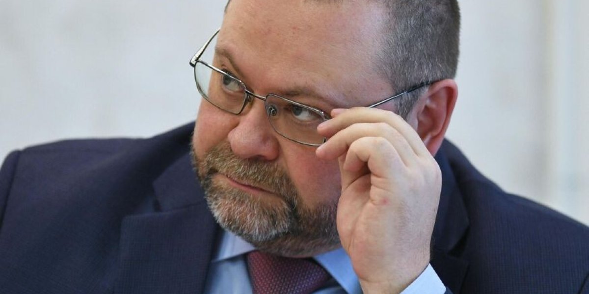 &laquo;Ход конём Мельниченко&raquo;: власти шокировали отставкой правительства перед выборами